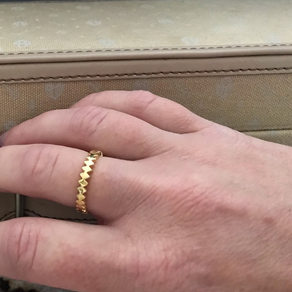 Thin Gold Chevron Ring
